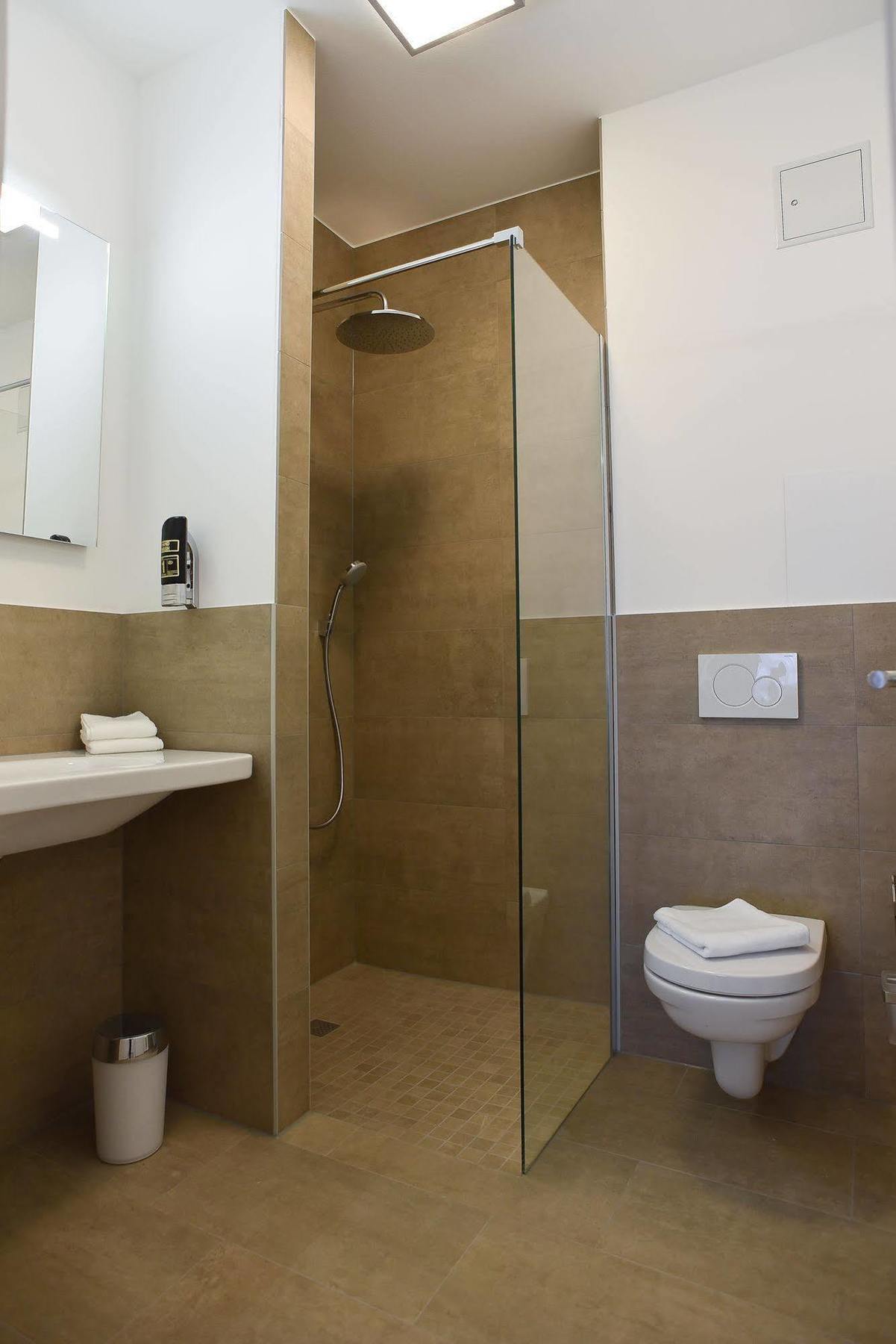 Guesthouse Lichtenau Nußloch 외부 사진